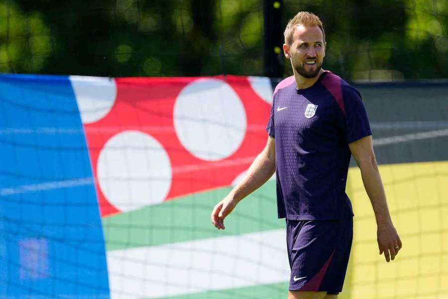 Harry Kane i en træningssession forud for søndagens finale