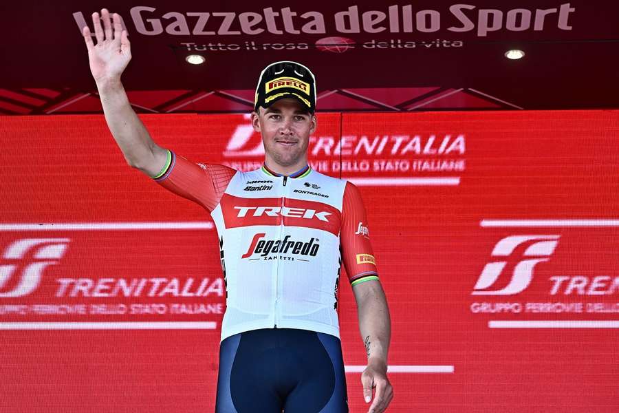 Mads Pedersen won eerder de zesde etappe in de Giro d'Italia