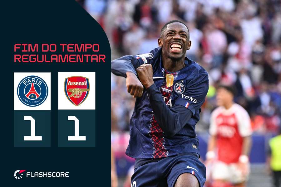 Dembélé marcou de penálti