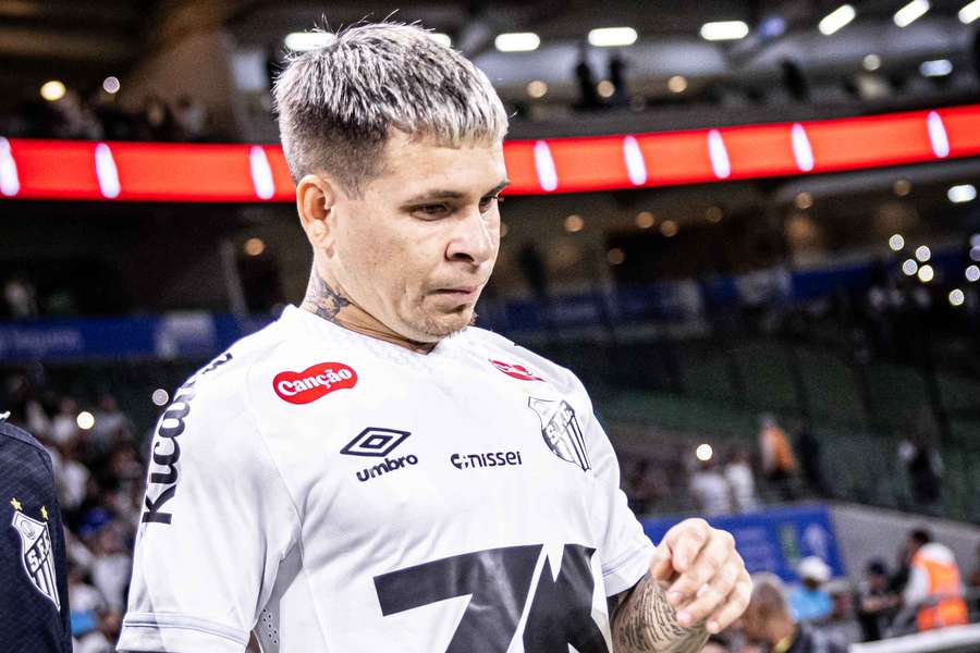Soteldo deve trocar o Santos pelo Fluminense
