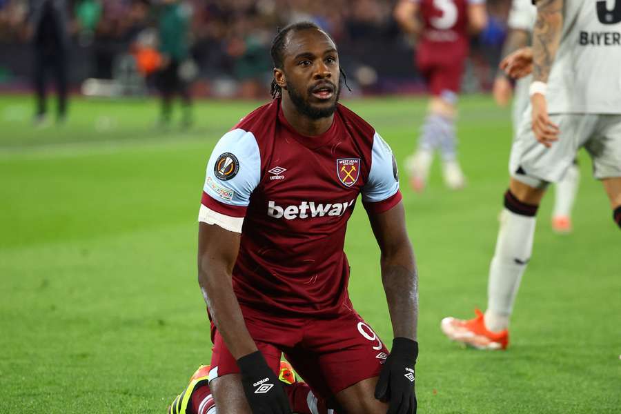 Michail Antonio opened the scoring against Bayer Leverkusen with an early header