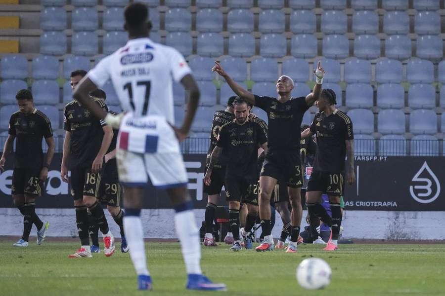 Casa Pia assegurou manutenção no play-off com o Torreense Casa Pia assegurou manutenção no play-off com o Torreense