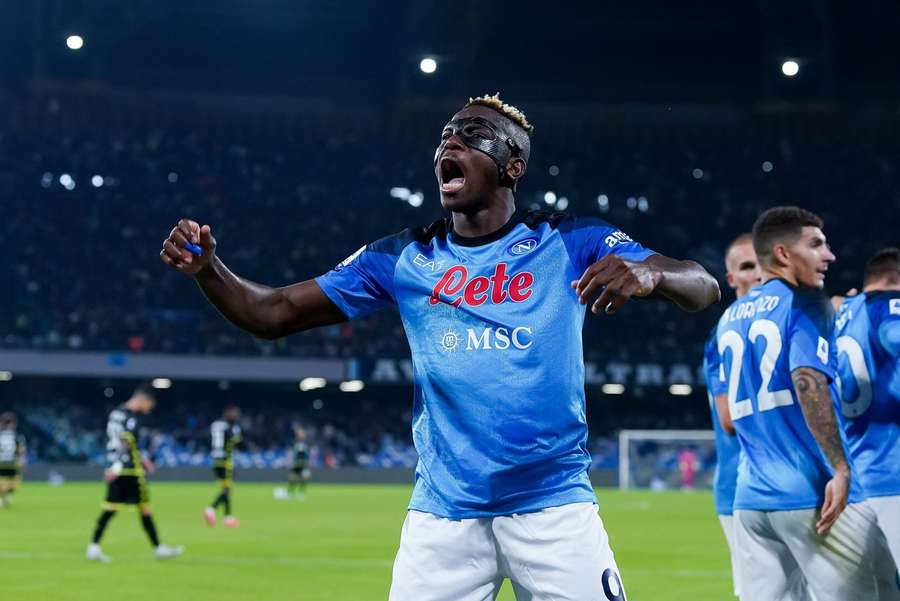 Napoli drømmer om første Serie A titel siden 1990 Napoli drømmer om første Serie A titel siden 1990