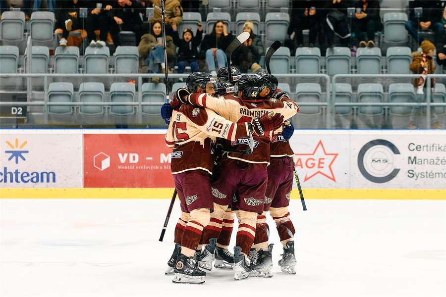 Žiar nad Hronom uspel proti Martinu. Žiar nad Hronom uspel proti Martinu.