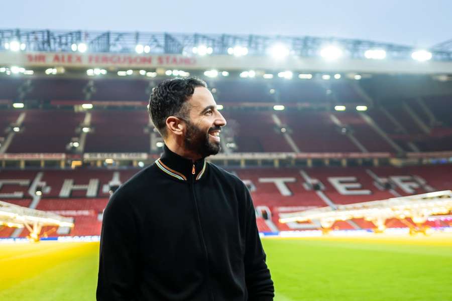 Nome de Alex Ferguson continua a fazer parte do clube