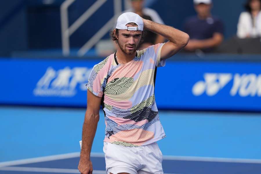 Tomáš Macháč utkání třetího kola na Masters v Šanghaji nedohrál.