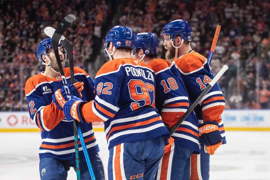 NHL: Oilers überzeugen auch ohne Draisaitl - Seider schlägt Stützle