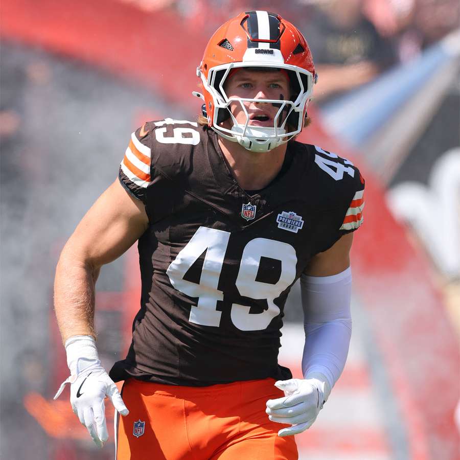 Browns LB Carson Schwesinger