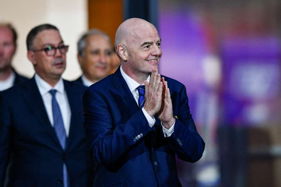 Gianni Infantino, prezes FIFA, podczas Mistrzostw Świata Kobiet FIFA U17 w Maroku 2025 , 8 listopada 2025 r. na Stadionie Olimpijskim w Rabacie. Gianni Infantino, prezes FIFA, podczas Mistrzostw Świata Kobiet FIFA U17 w Maroku 2025 , 8 listopada 2025 r. na Stadionie Olimpijskim w Rabacie.