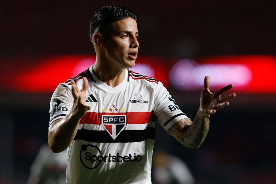 James fez seu primeiro gol com a camisa do São Paulo