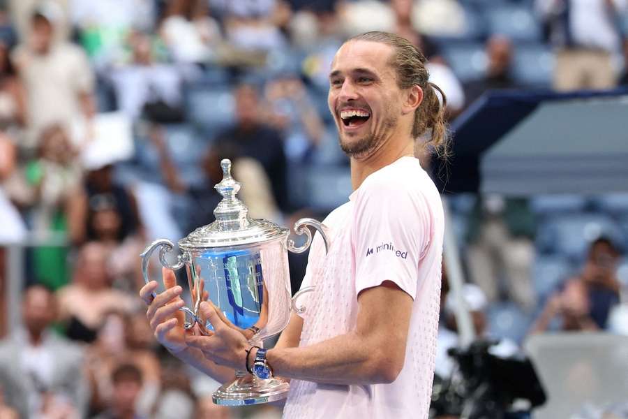 Alexander Zverev feiert seinen ersten Sieg bei den US Open.