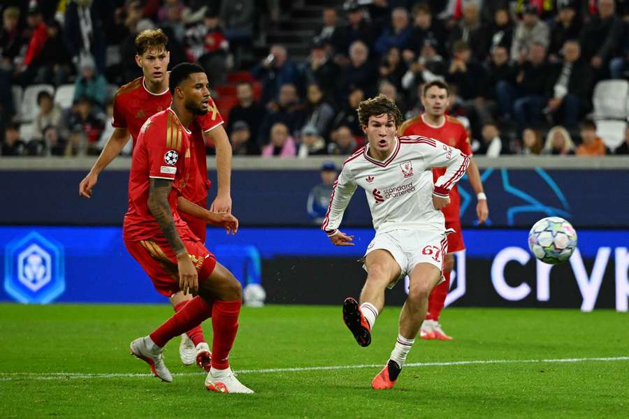 Louis Koumas em ação pelo Liverpool Louis Koumas em ação pelo Liverpool