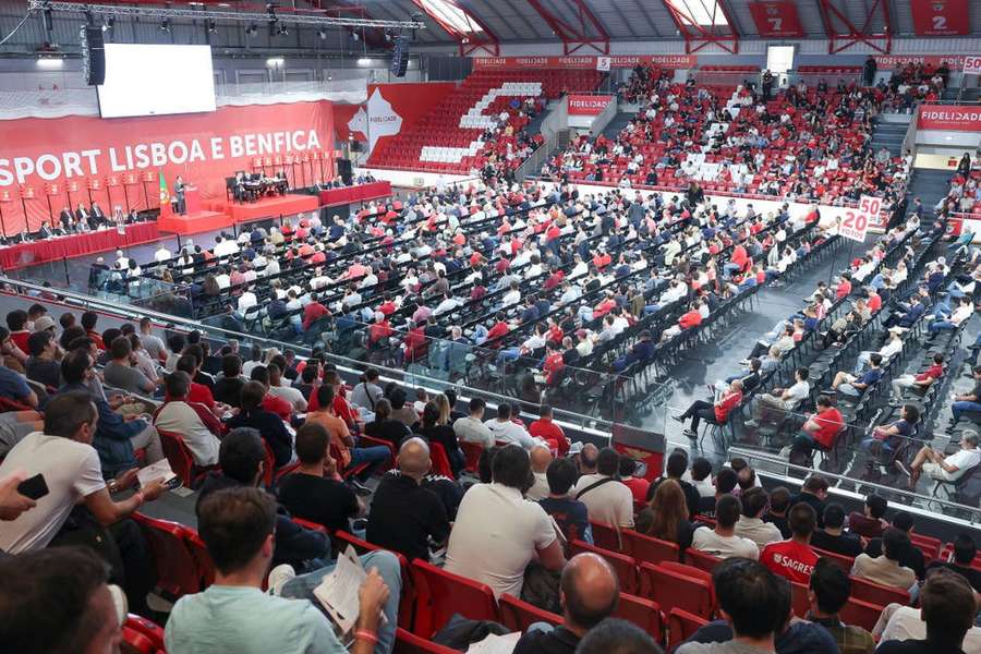 1644 sócios marcaram presença na Assembleia Geral Extraordinária