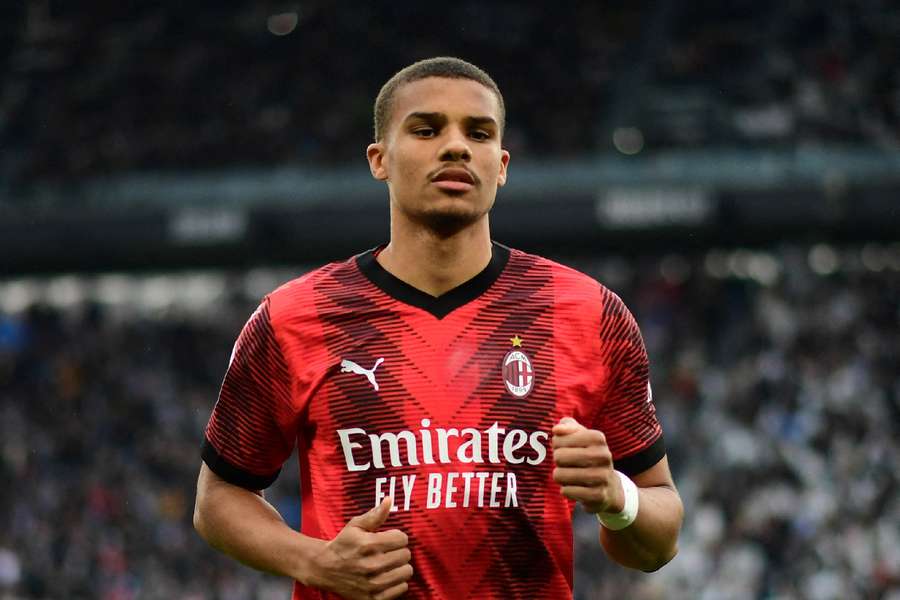 Thiaw warming up for AC Milan
