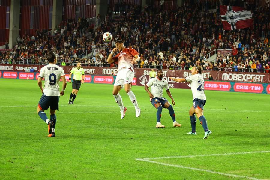 Rapid învinge Genoa în Giulești cu 2-0 Rapid învinge Genoa în Giulești cu 2-0