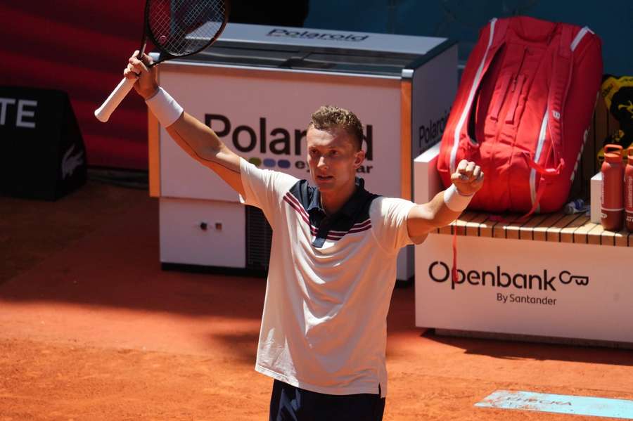 Jiří Lehečka slaví postup do čtvrtfinále.