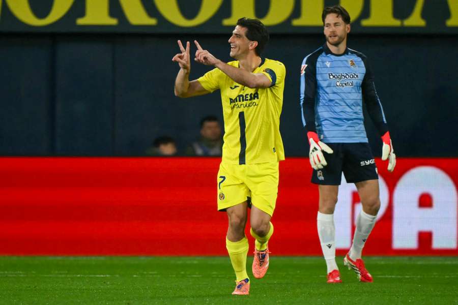Gerard Moreno celebra su gol tras su regreso a la titularidad en el Villarreal