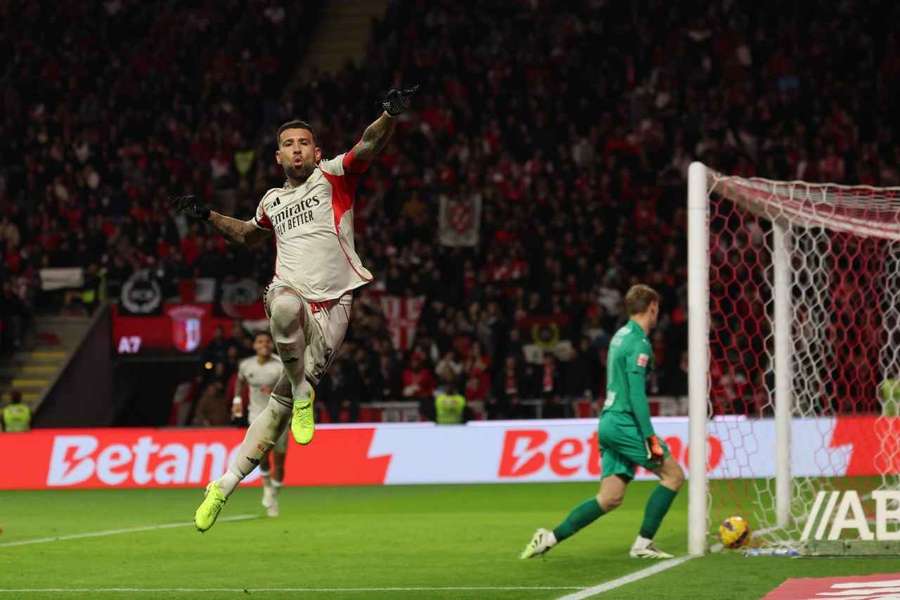 Otamendi festeja contra o SC Braga