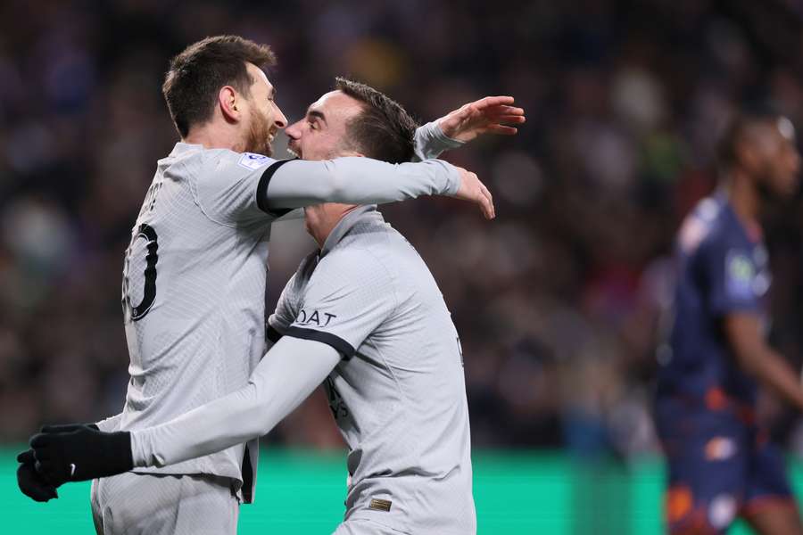 Messi (esq.) e Fabian Ruiz (dir.) apontaram os dois primeiros golos dos parisienses