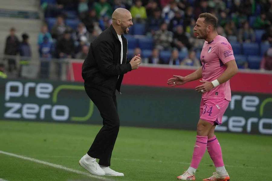 Vladimír Coufal sklízí chválu za své výkony v dresu Hoffenheimu. Vladimír Coufal sklízí chválu za své výkony v dresu Hoffenheimu.
