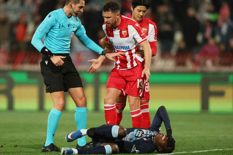 El árbitro y el VAR fueron demasiado protagonistas