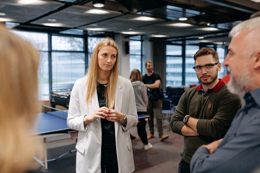 Petra Kvitova visitou as instalações da Livesport