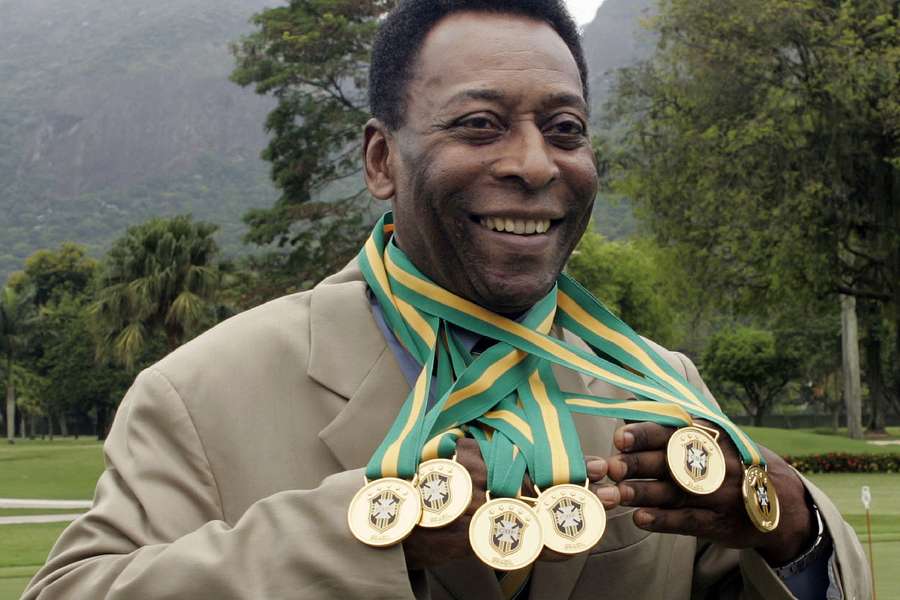 Pelé ganó tres Mundiales con Brasil