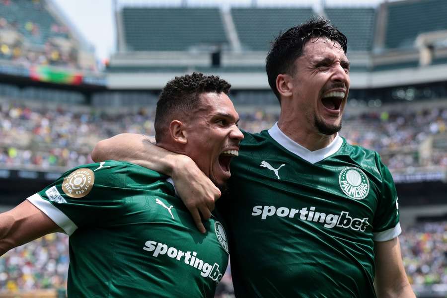 Palmeiras postupuje do štvrťfinále.