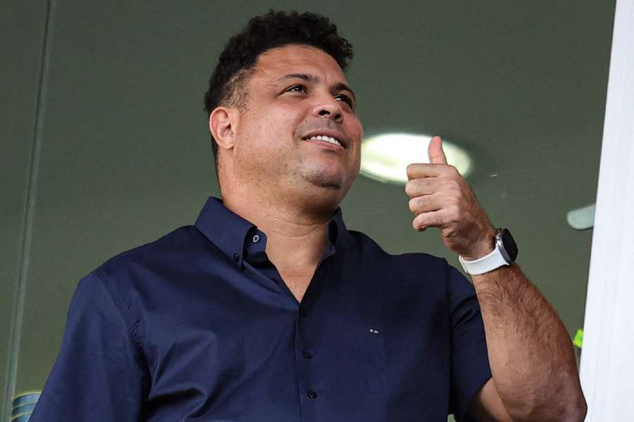 Ronaldo preside o Cruzeiro