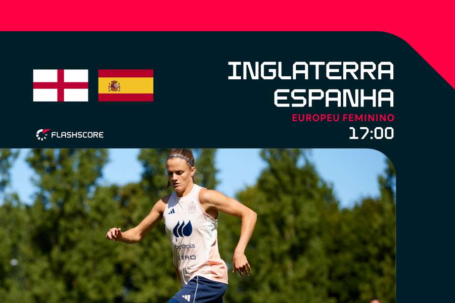 Irene Paredes, num aquecimento da Espanha