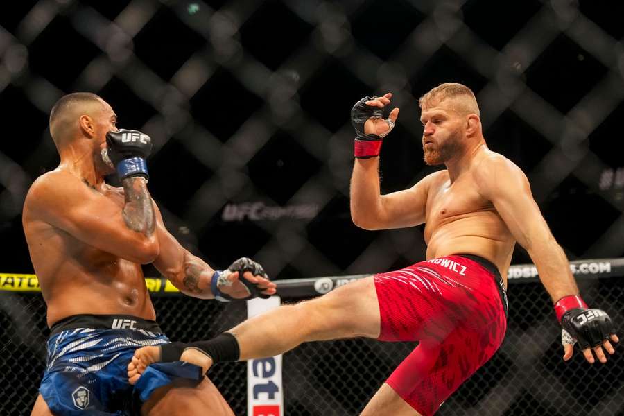 Nieudany powrót Jana Błachowicza do klatki UFC. Kolejne zwycięstwo Marcina Tybury
