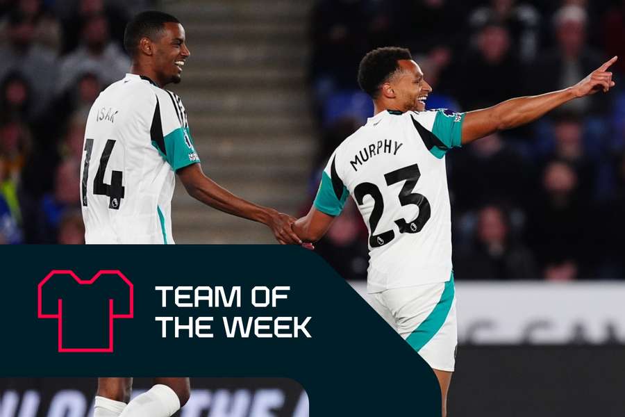 Newcastle United's Jacob Murphy celebrates with Alexander Isak