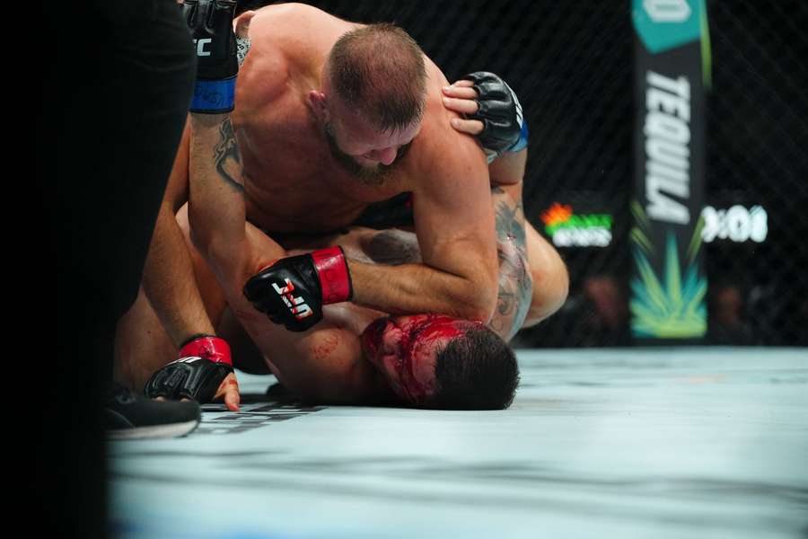 Marcin Tybura zmasakrował rywala łokciami w Madison Square Garden  podczas gali UFC 309