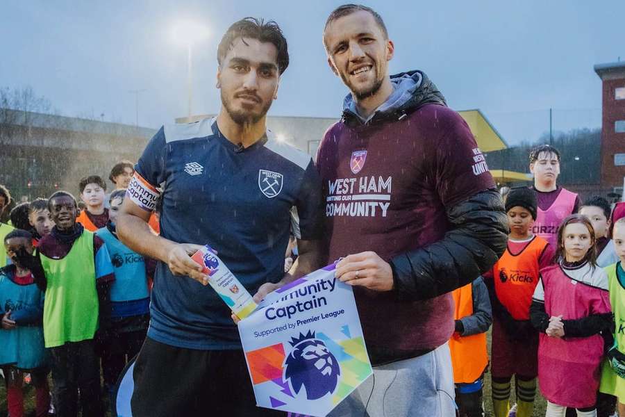 Anglie je můj druhý domov, říká hrdý Souček. Za charitu a pomoc dětem sklízí obří uznání