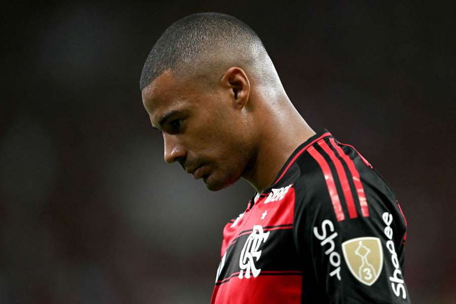 De la Cruz, lesionado en el Flamengo