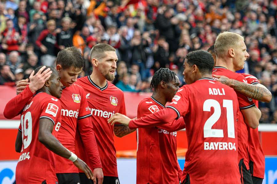 O Leverkusen subiu ao sexto lugar da Bundesliga ao vencer o Leipzig