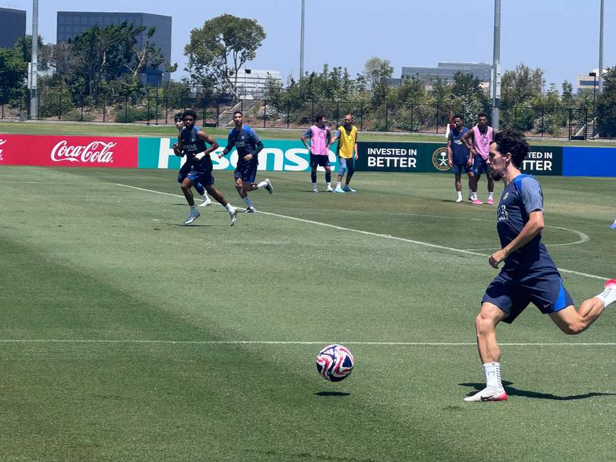 Il PSG si allena Il PSG si allena