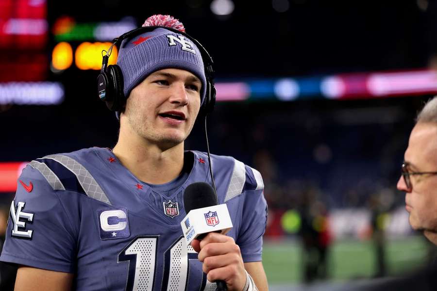 Drake Maye tritt derzeit in die Fußstapfen von Patriots-Legende Tom Brady.