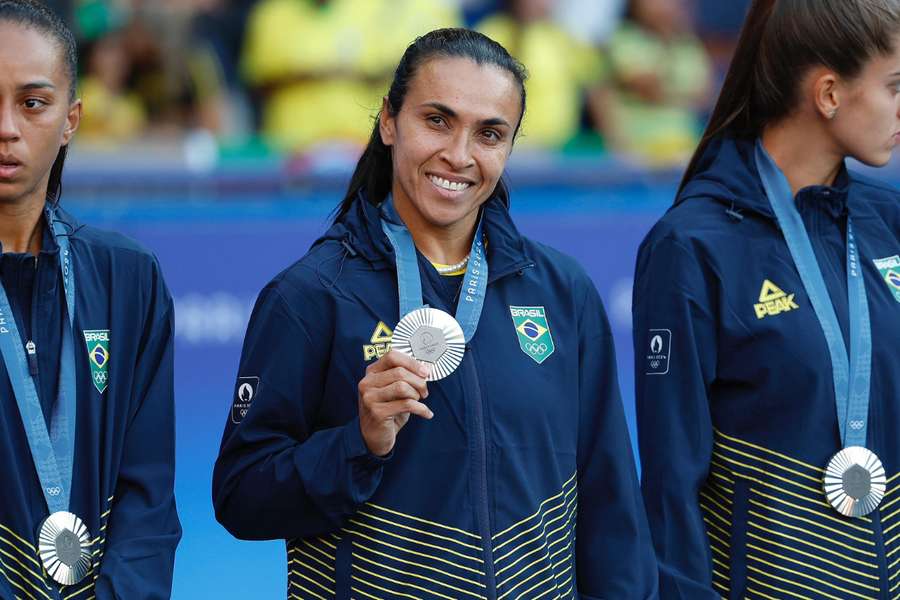 Marta ainda briga por vaga na Copa Marta ainda briga por vaga na Copa