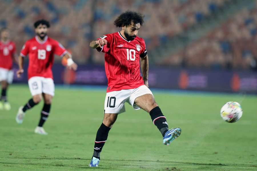 Mohamed Salah in actie tijdens de wedstrijd tegen Djibouti