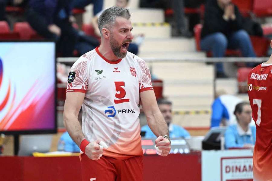 CS Dinamo a primit un wild card pentru grupele Ligii Campionilor CS Dinamo a primit un wild card pentru grupele Ligii Campionilor