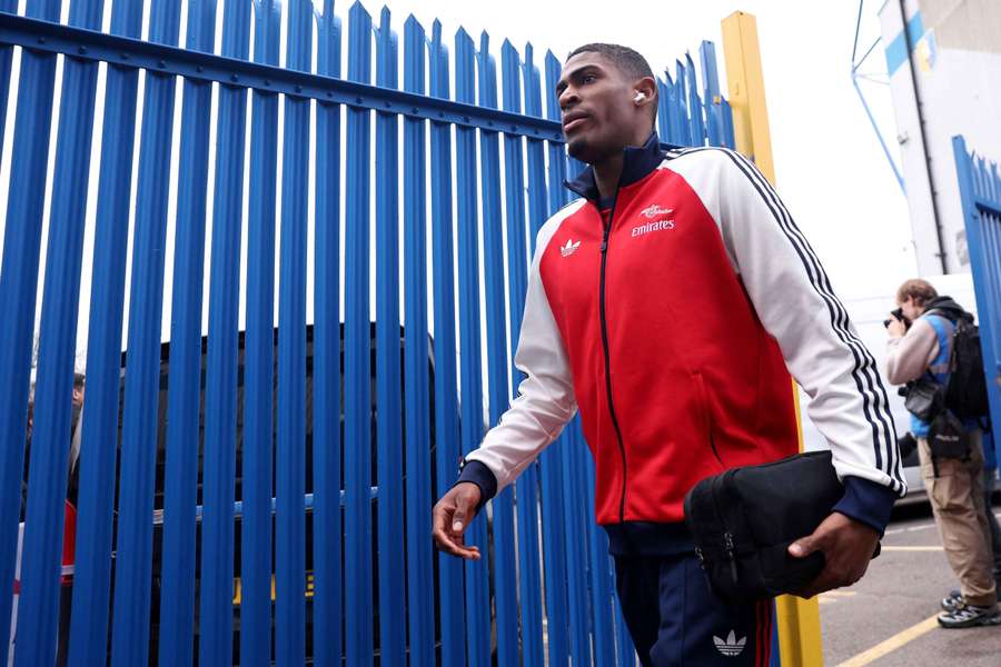 Cristhian Mosquera, durante una concentración con el Arsenal