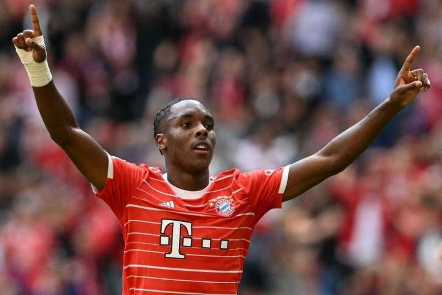 Mathys Tel, de 19 anos, é alvo da Premier League