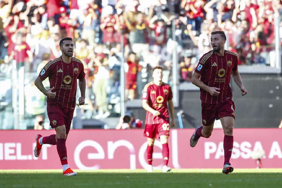 Cristante celebrates his equaliser