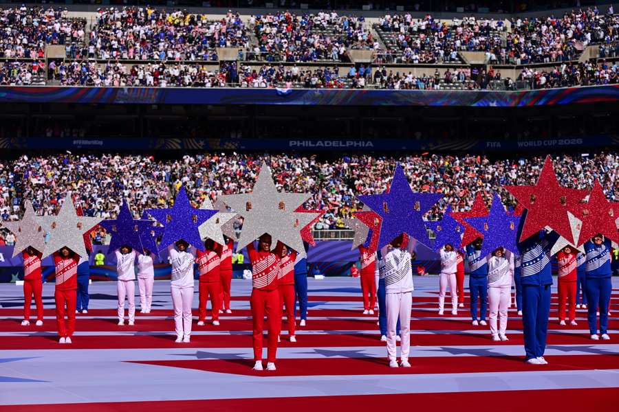Festa marcou o 4 de julho antes de Paraguai x França Festa marcou o 4 de julho antes de Paraguai x França