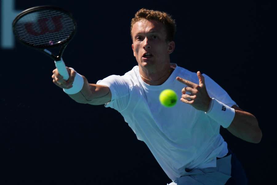 Jiří Lehečka skolil domácí hvězdu Taylora Fritze.