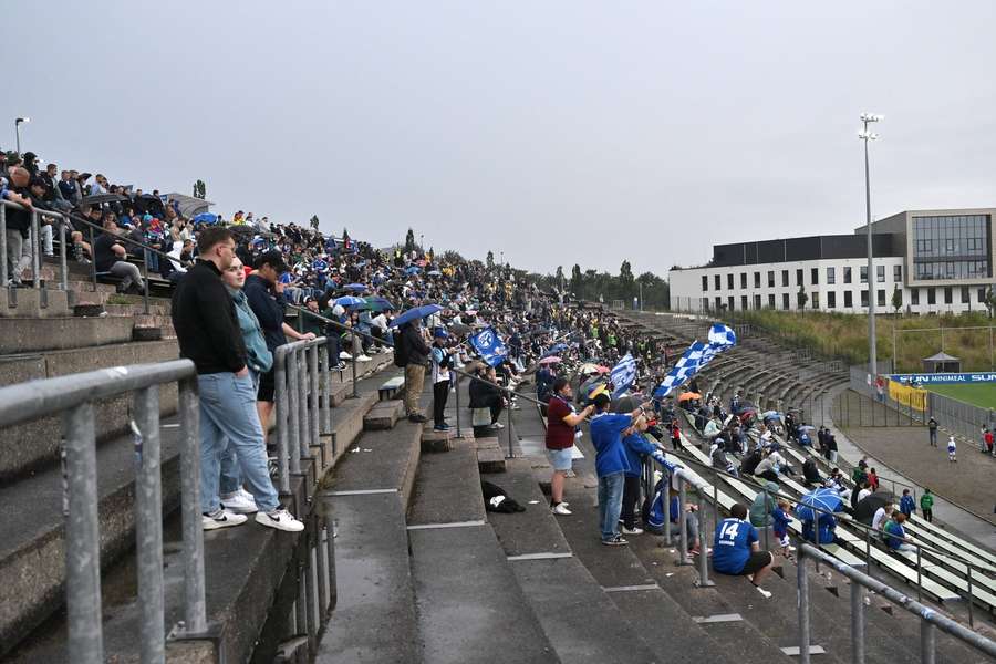 Im Parkstadion in Gelsenkirchen kam es nach dem gestrigen Testspiel zu Krawallen