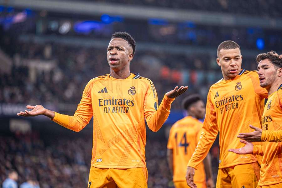 Vinicius și-a luat revanșa față de fanii lui City cu două pase de gol