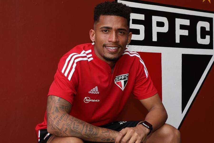 Marcos Paulo vai voltar a jogar no futebol brasileiro