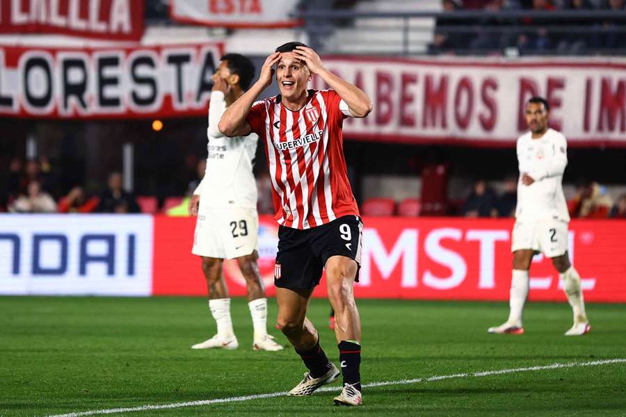 Estudiantes no pudo ganar en casa Estudiantes no pudo ganar en casa